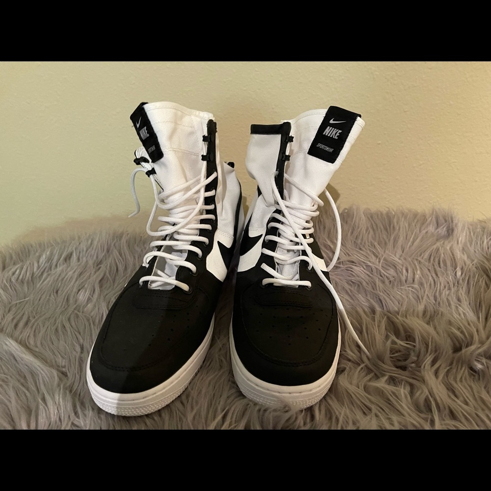 Nike SF Air Force 1 Panda Editon